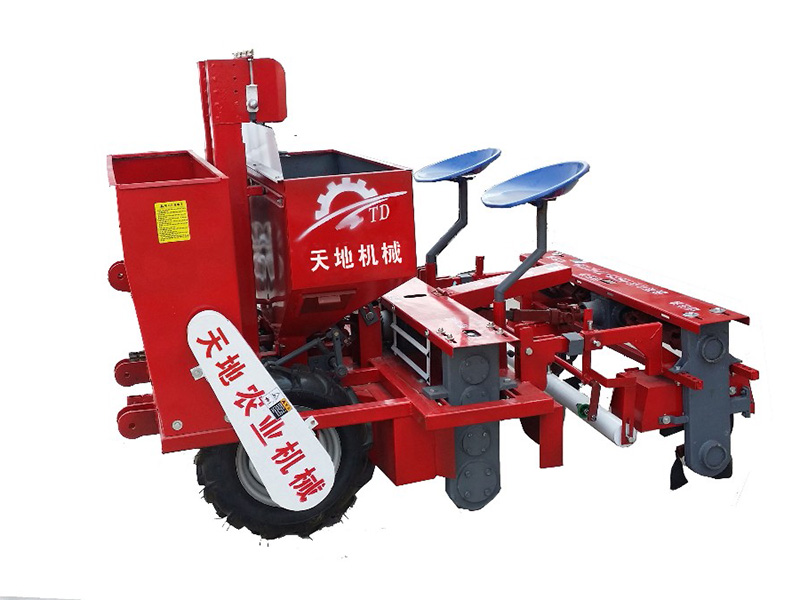2cmmf-2土豆播種機(jī).jpg
